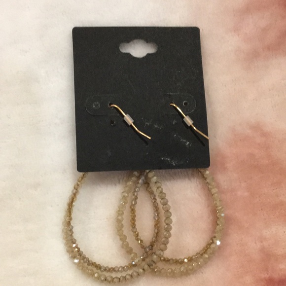 Mia Tess Tan Rondell Crystal Large Hoop Dangle Earrings NWT Gold Alloy - Picture 10 of 12